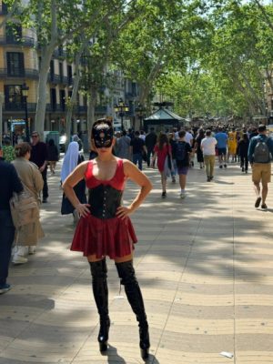 Latex in public in Barcelona 1